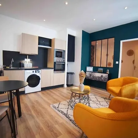 Patione Dans Centre De Apartment Dijon