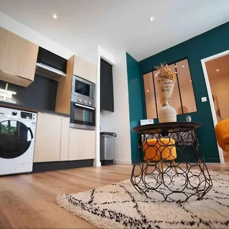 Patione Dans Centre De Apartment Dijon