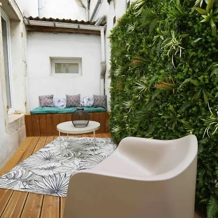 Patione Dans Centre De Apartment